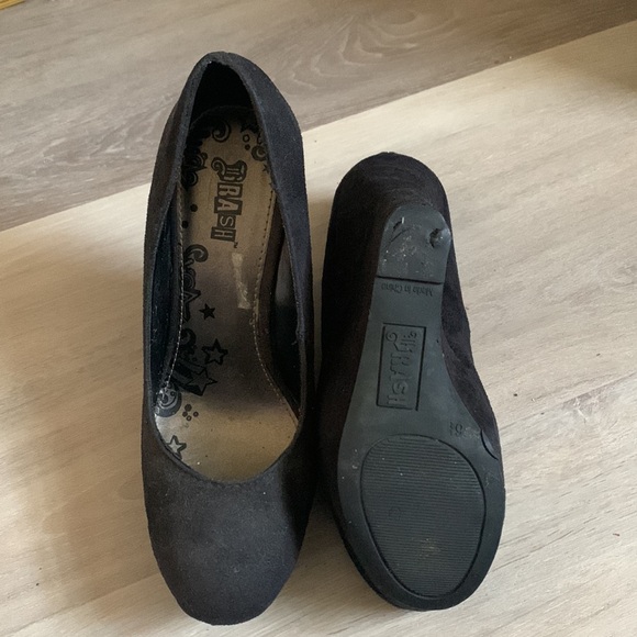 Black suede wedge heels 5in - Picture 3 of 4